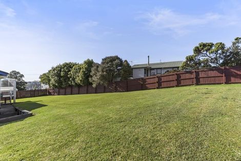 Photo of property in 4 Mataura Place, Clover Park, Auckland, 2019