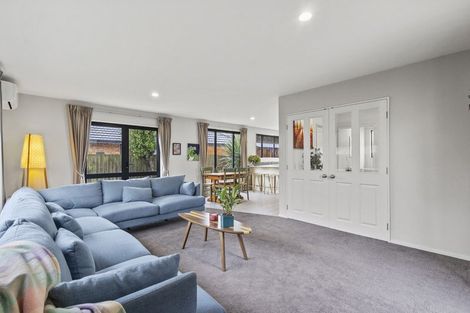 Photo of property in 40a Sawyers Arms Road, Northcote, Christchurch, 8052