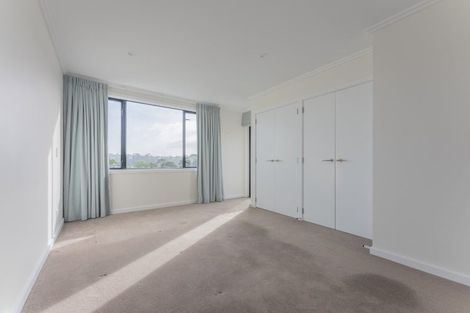 Photo of property in 28 Marine Parade, Hobsonville, Auckland, 0616