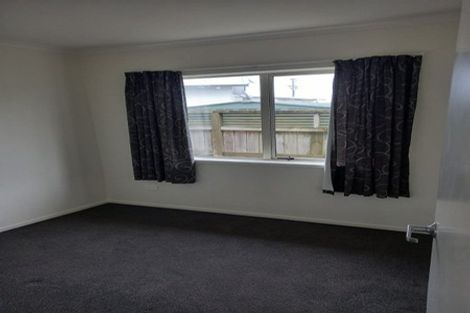Photo of property in 6 Glen Norman Avenue, Henderson, Auckland, 0610