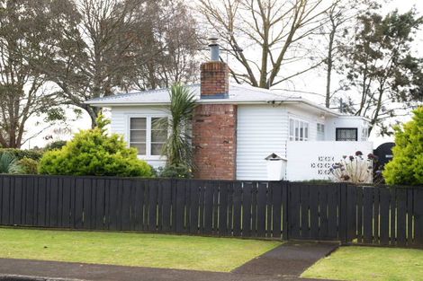Photo of property in 59 Hallberry Road, Mangere East, Auckland, 2024