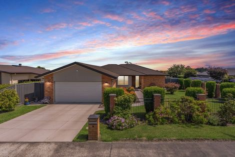 Photo of property in 4 Brookvale Mews, Havelock North, 4130