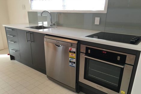 Photo of property in 46 Richards Avenue, Forrest Hill, Auckland, 0620