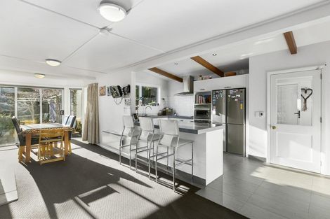 Photo of property in 18 Howard Street, Macandrew Bay, Dunedin, 9014