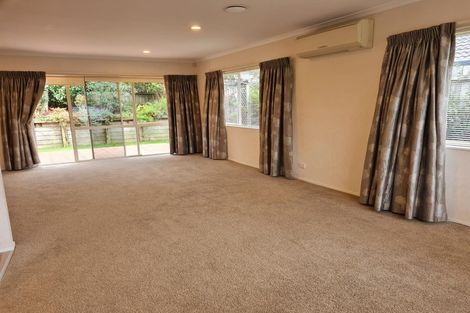 Photo of property in 57 Kath Hopper Drive, Orewa, 0931