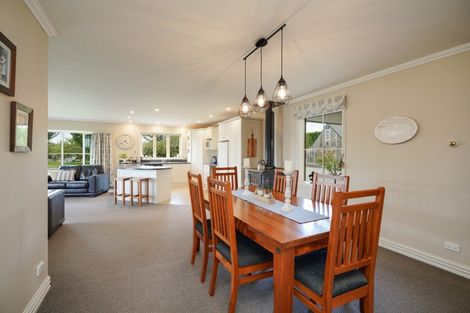 Photo of property in 38b Winton Lorneville Highway, Winton, 9781