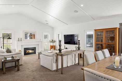 Photo of property in 2/21 Highland Drive, Acacia Bay, Taupo, 3385