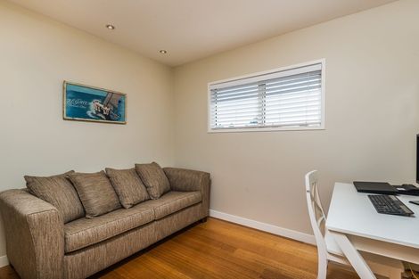 Photo of property in 5 Mural Place, Greenhithe, Auckland, 0632