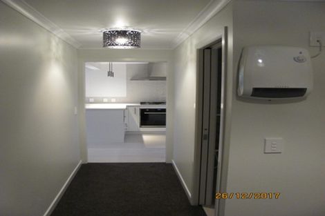 Photo of property in 12 Meadowvale Avenue, Forrest Hill, Auckland, 0620