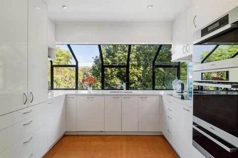 Photo of property in 19 Sylvan Park Avenue, Milford, Auckland, 0620