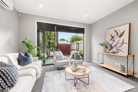 Photo of property in 35 Ron Deal Way, Epuni, Lower Hutt, 5011