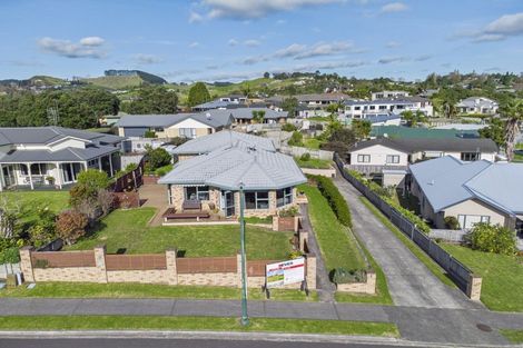 Photo of property in 6 Maddison Place, Welcome Bay, Tauranga, 3112