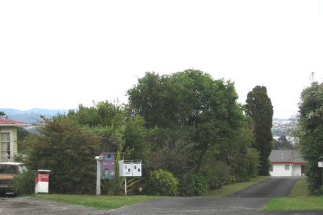 Photo of property in 7 Hillary Heights Avenue, Glendene, Auckland, 0602