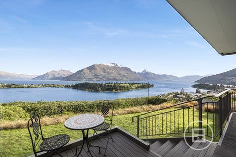 Photo of property in 16 Peregrine Place, Queenstown, 9300