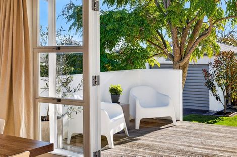 Photo of property in 109 Te Mata Road, Havelock North, 4130