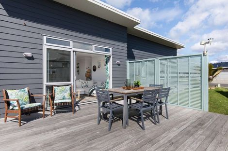 Photo of property in 16 Reel Road, Athenree, Waihi Beach, 3611