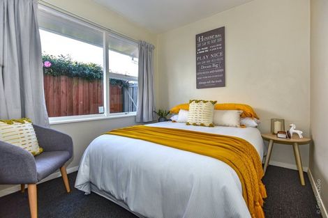 Photo of property in 14 Tulloch Place, Papanui, Christchurch, 8052
