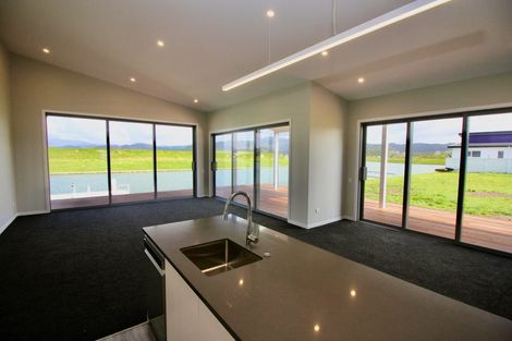 Photo of property in 5 Kahu Crescent, Whitianga, 3510