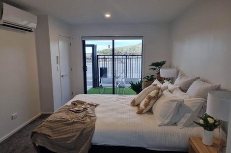 Photo of property in 231u8 Marine Parade, Seatoun, Wellington, 6022