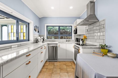 Photo of property in 18 Evenden Road, Tomoana, Hastings, 4120