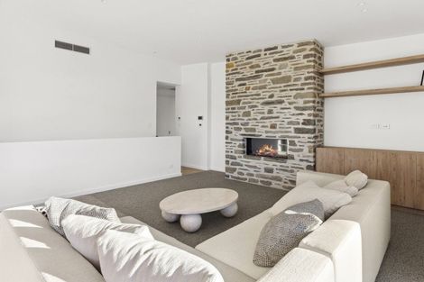 Photo of property in 147b Warren Street, Wanaka, 9305