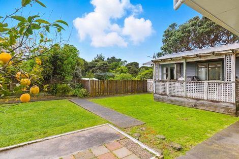 Photo of property in 27 Clunie Avenue, Raumati South, Paraparaumu, 5032