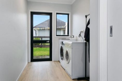 Photo of property in 125 Saint Kilda Road, Cambridge, 3434