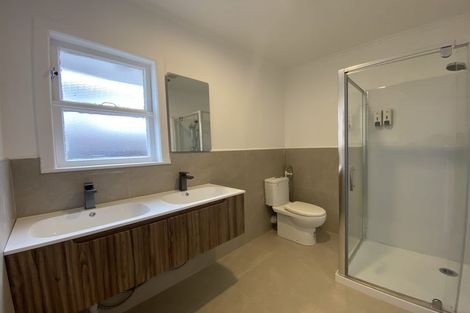 Photo of property in 8a/1 Bracken Avenue, Takapuna, Auckland, 0622