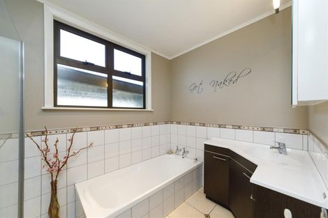 Photo of property in 86 Tutaenui Road, Marton, 4710