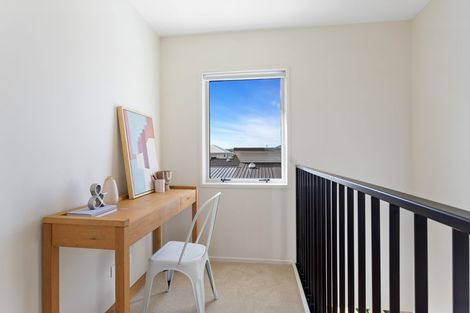 Photo of property in 32 Riria Crescent, Takanini, 2112