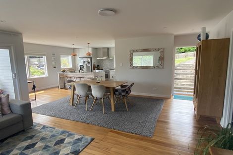 Photo of property in 11a River Road, Te Atatu Peninsula, Auckland, 0610