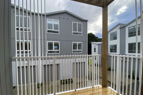 Photo of property in 5/2 Moor Avenue, Te Atatu Peninsula, Auckland, 0610
