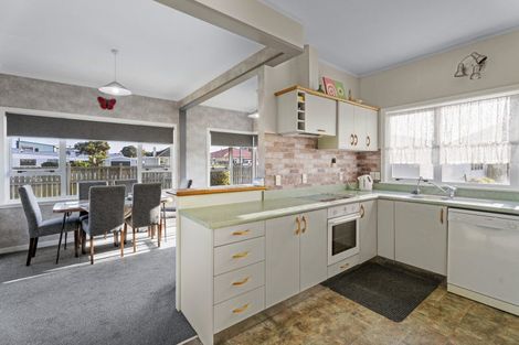 Photo of property in 17 Tasman Street, Opunake, 4616