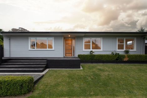 Photo of property in 22 Te Anau Place, Glenview, Hamilton, 3206