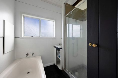 Photo of property in 2288 Eltham Road, Awatuna, Hawera, 4679