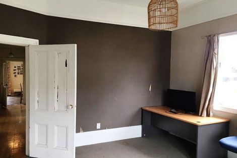 Photo of property in 74 Edward Avenue, Edgeware, Christchurch, 8013