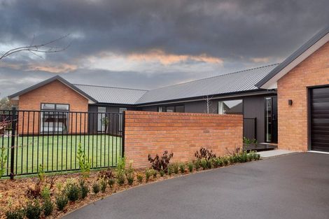 Photo of property in 21 Maurice James Way, Prebbleton, 7604