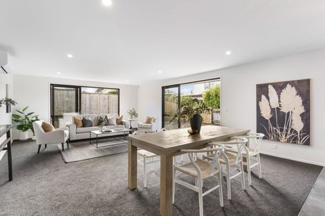 Photo of property in 2 Tirikatene Avenue, Paerata, 2124