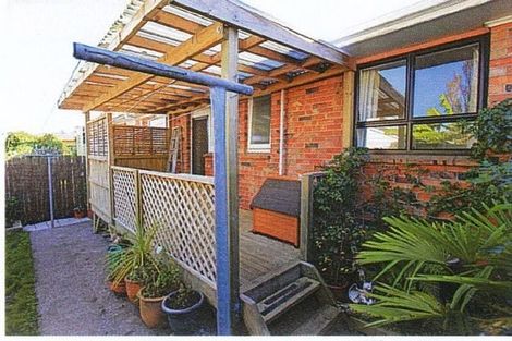 Photo of property in 65 Astley Avenue, New Lynn, Auckland, 0600