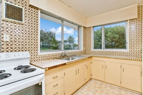 Photo of property in 121 Glamorgan Drive, Torbay, Auckland, 0630