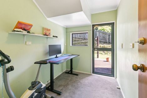 Photo of property in 2 Sirsi Terrace, Broadmeadows, Wellington, 6035