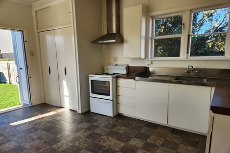 Photo of property in 4 Durham Crescent, Fairfield, Lower Hutt, 5011