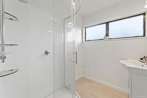 Photo of property in 15 Margan Avenue, New Lynn, Auckland, 0600