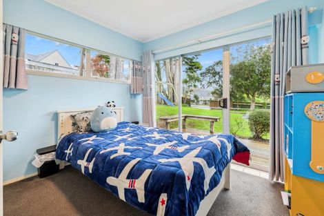 Photo of property in 22 Whitford Park Road, Whitford, Howick, 2571