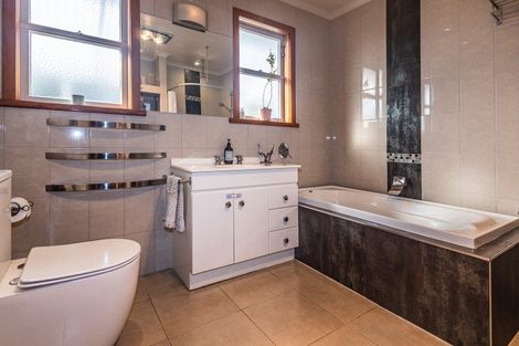 Photo of property in 7 Wilson Road, Hunterville, 4730