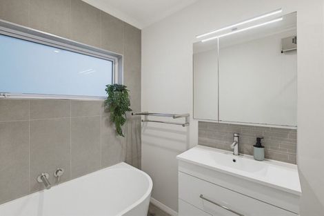 Photo of property in 224 Matai Road, Raumati Beach, Paraparaumu, 5032