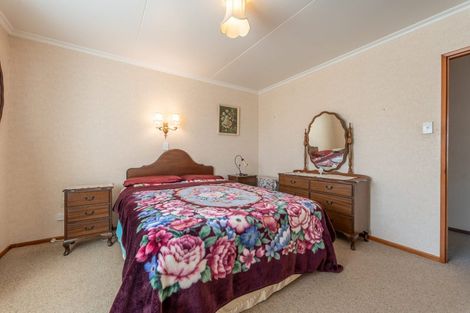 Photo of property in 2 Oxford Street, Holmes Hill, Oamaru, 9401