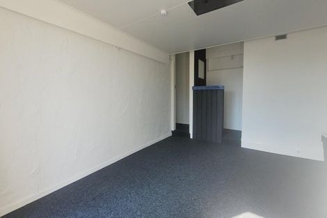 Photo of property in 114 Gloaming Hill, Titahi Bay, Porirua, 5022