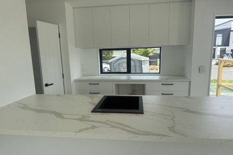 Photo of property in 37 Wildberry Street, Woolston, Christchurch, 8023