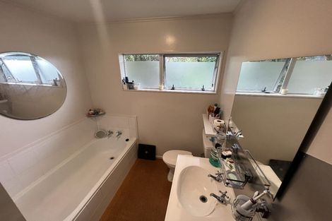 Photo of property in 12 Buxton Avenue, Karori, Wellington, 6012